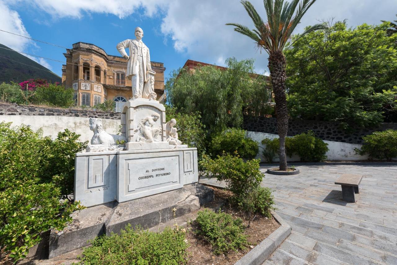 Villa Mariella Pittorino - Camere In B&B Leni Exterior photo